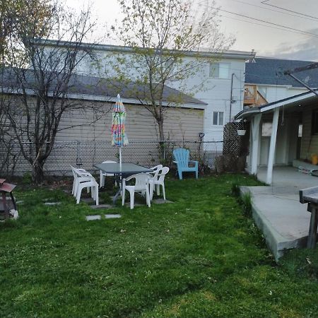 Cozy Downtown One Bedroom Free Parking Kingston Esterno foto